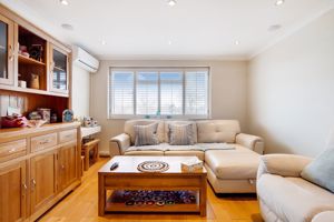 Photo 6- click for photo gallery